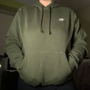 Nike Men's Dark Green Pullover Hoodie